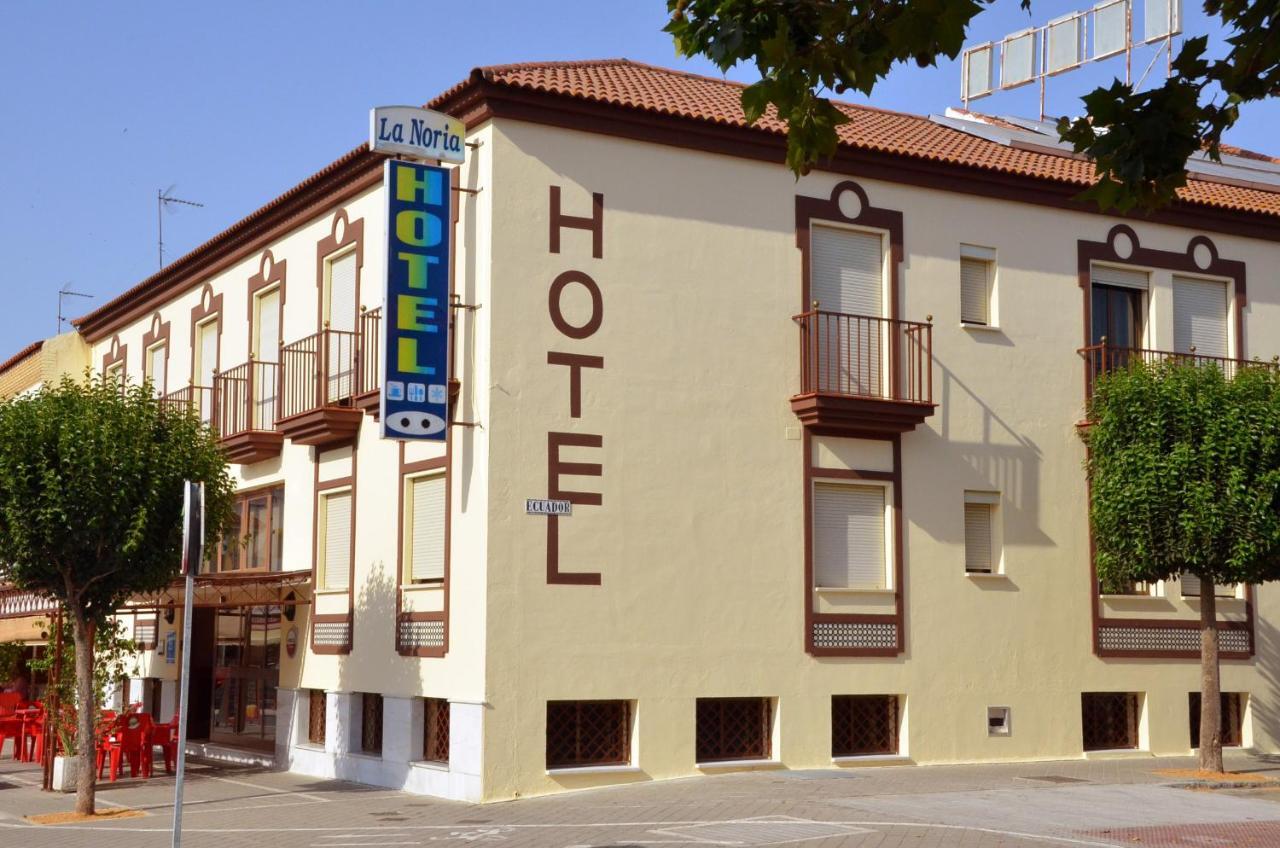 Hotel La Noria Lepe Exterior foto